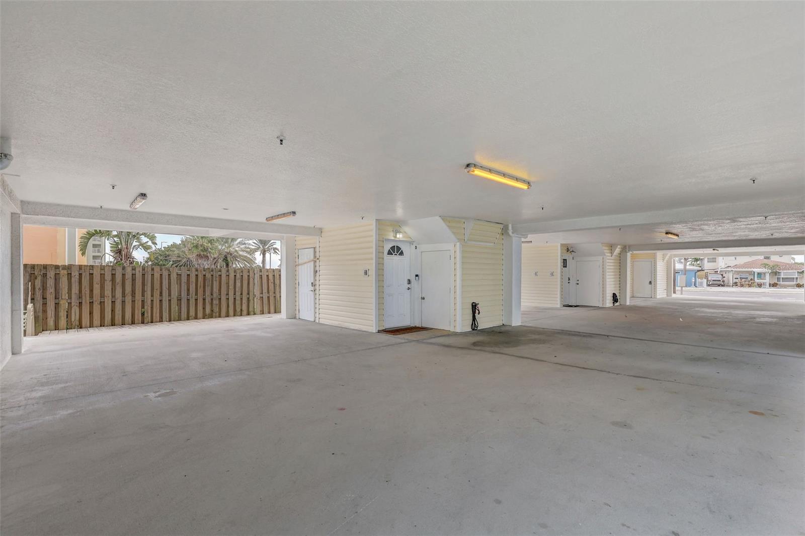 18522 GULF BLVD #D — photo 36