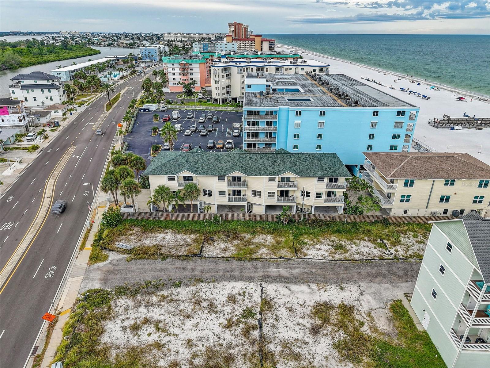 18522 GULF BLVD #D — photo 58