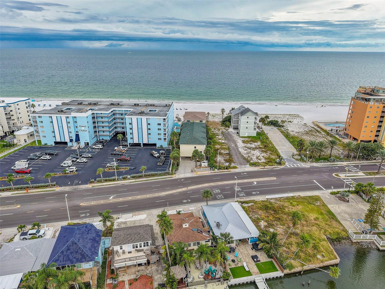 18522 GULF BLVD #D — photo 61