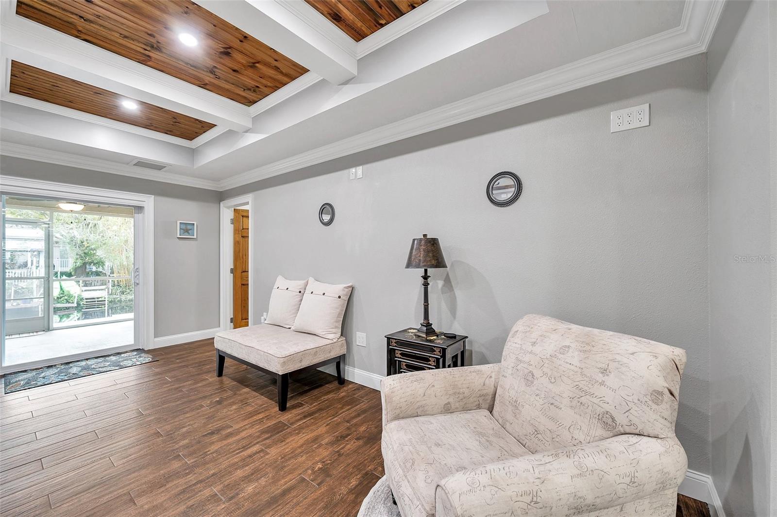 8 CITRUS DR — photo 42