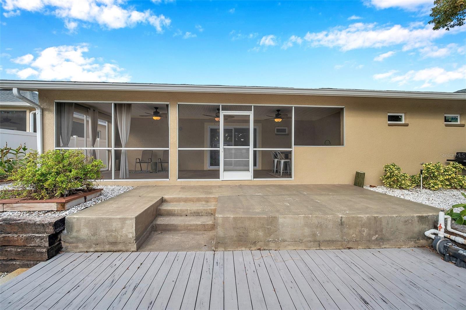 8 CITRUS DR — photo 13