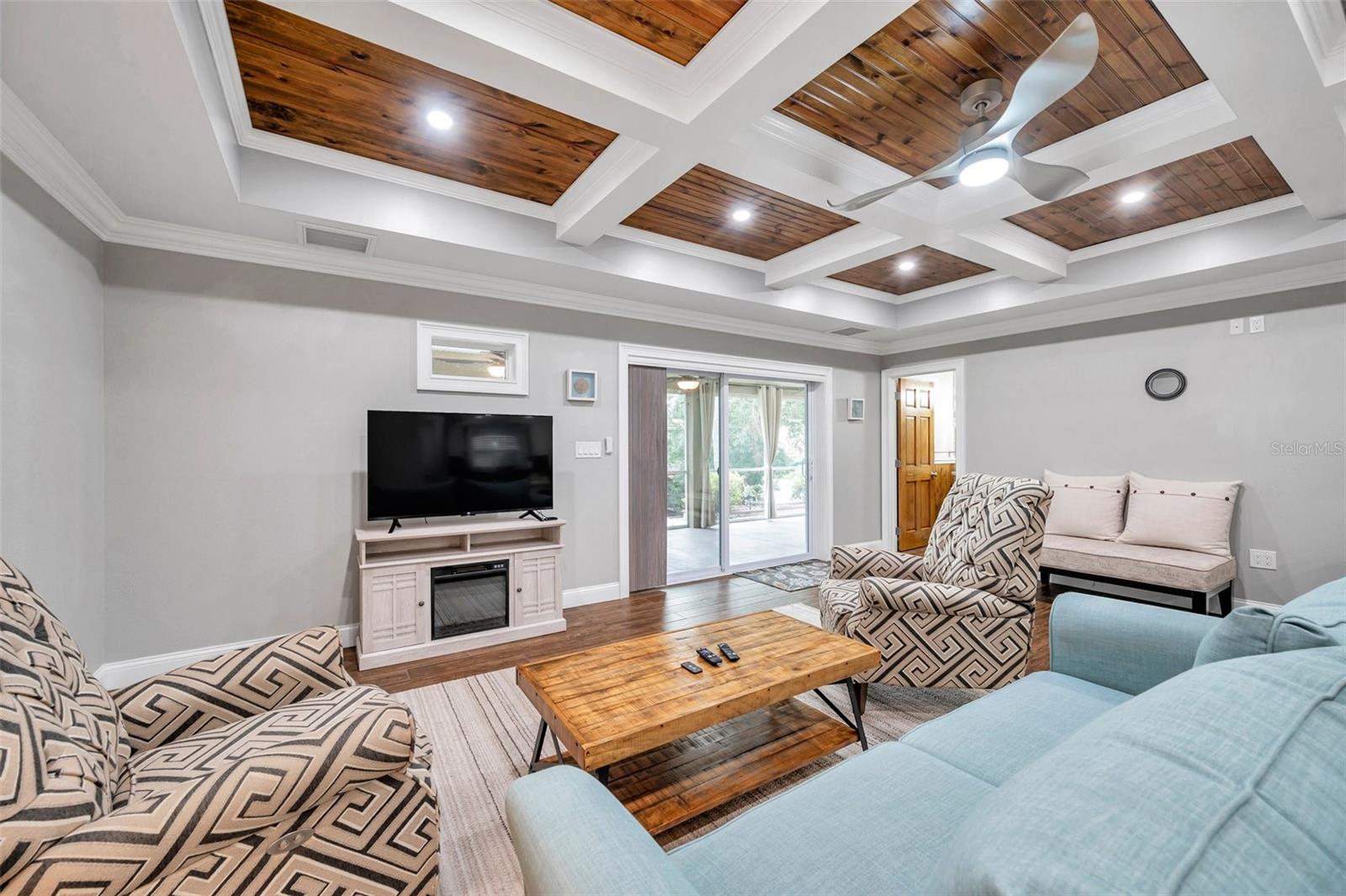 8 CITRUS DR — photo 49
