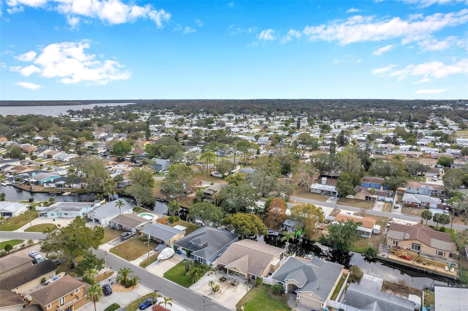 8 CITRUS DR — photo 95