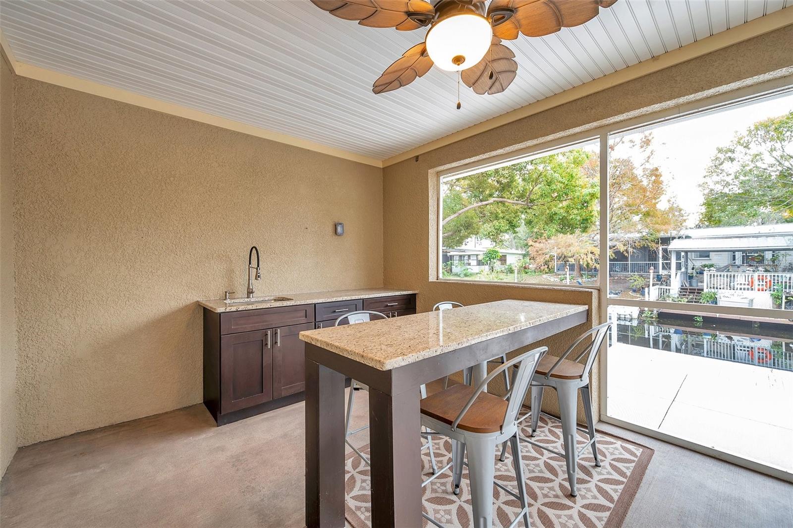 8 CITRUS DR — photo 23