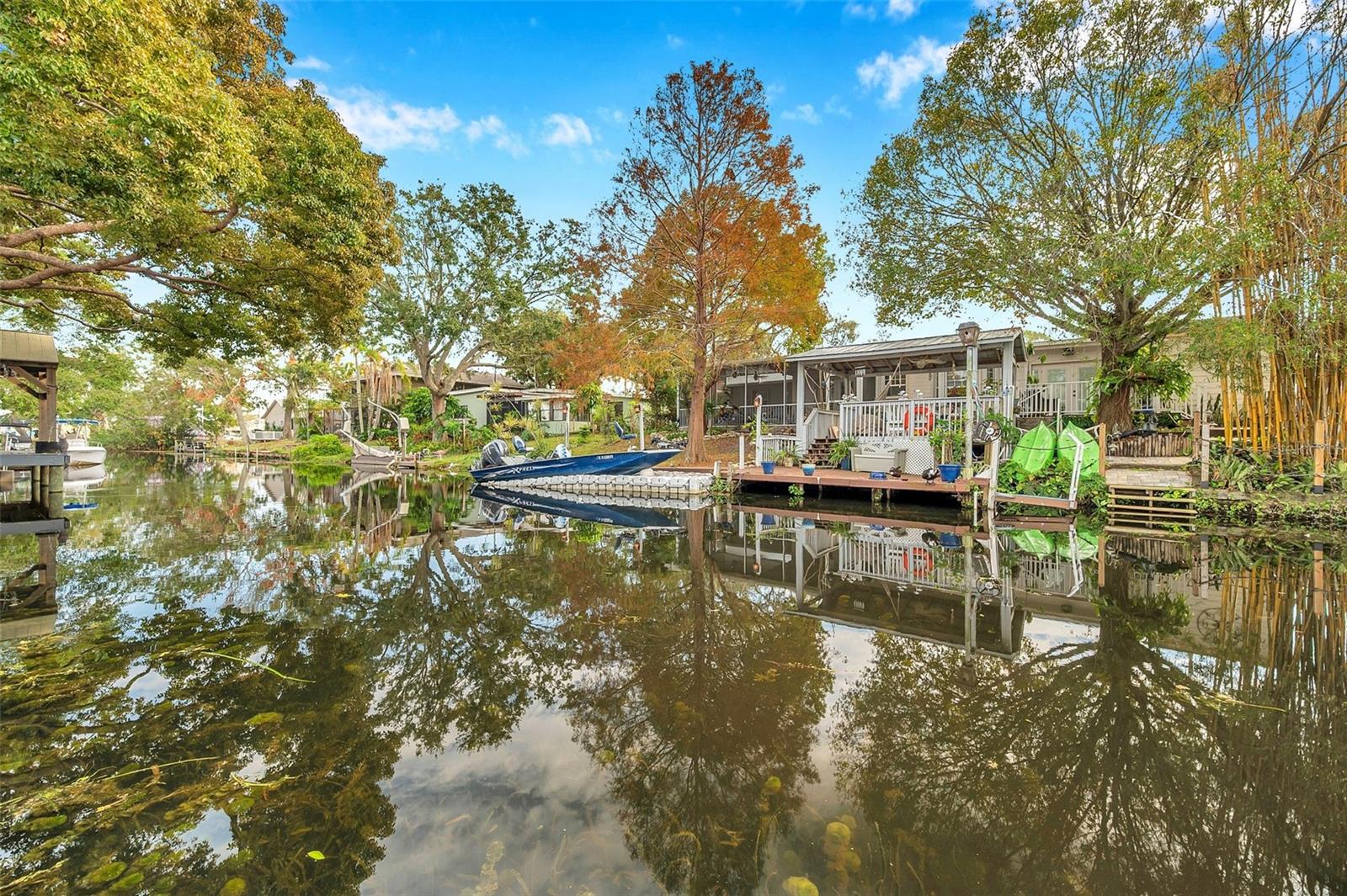 8 CITRUS DR — photo 16
