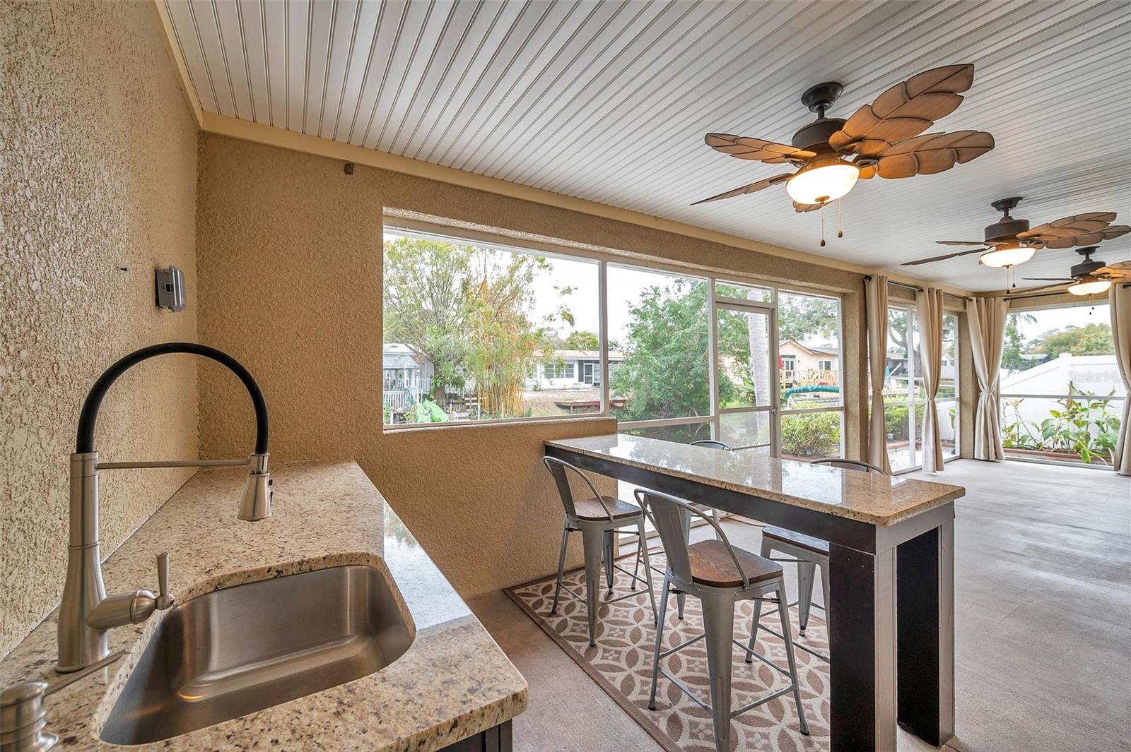 8 CITRUS DR — photo 24