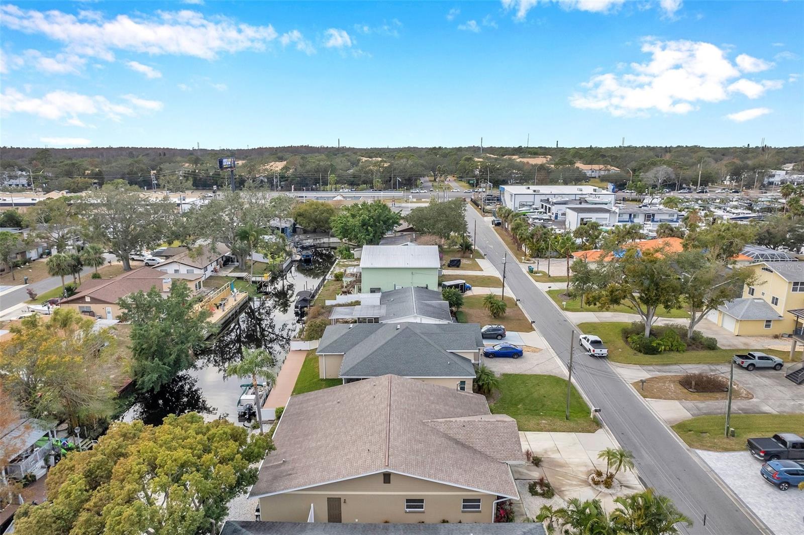 8 CITRUS DR — photo 81