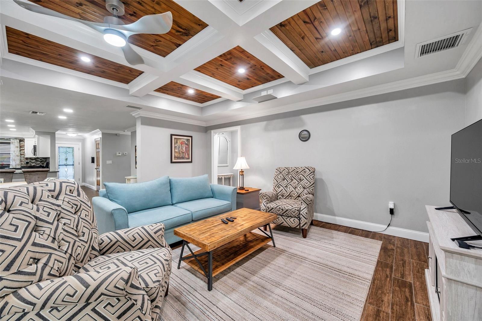 8 CITRUS DR — photo 47