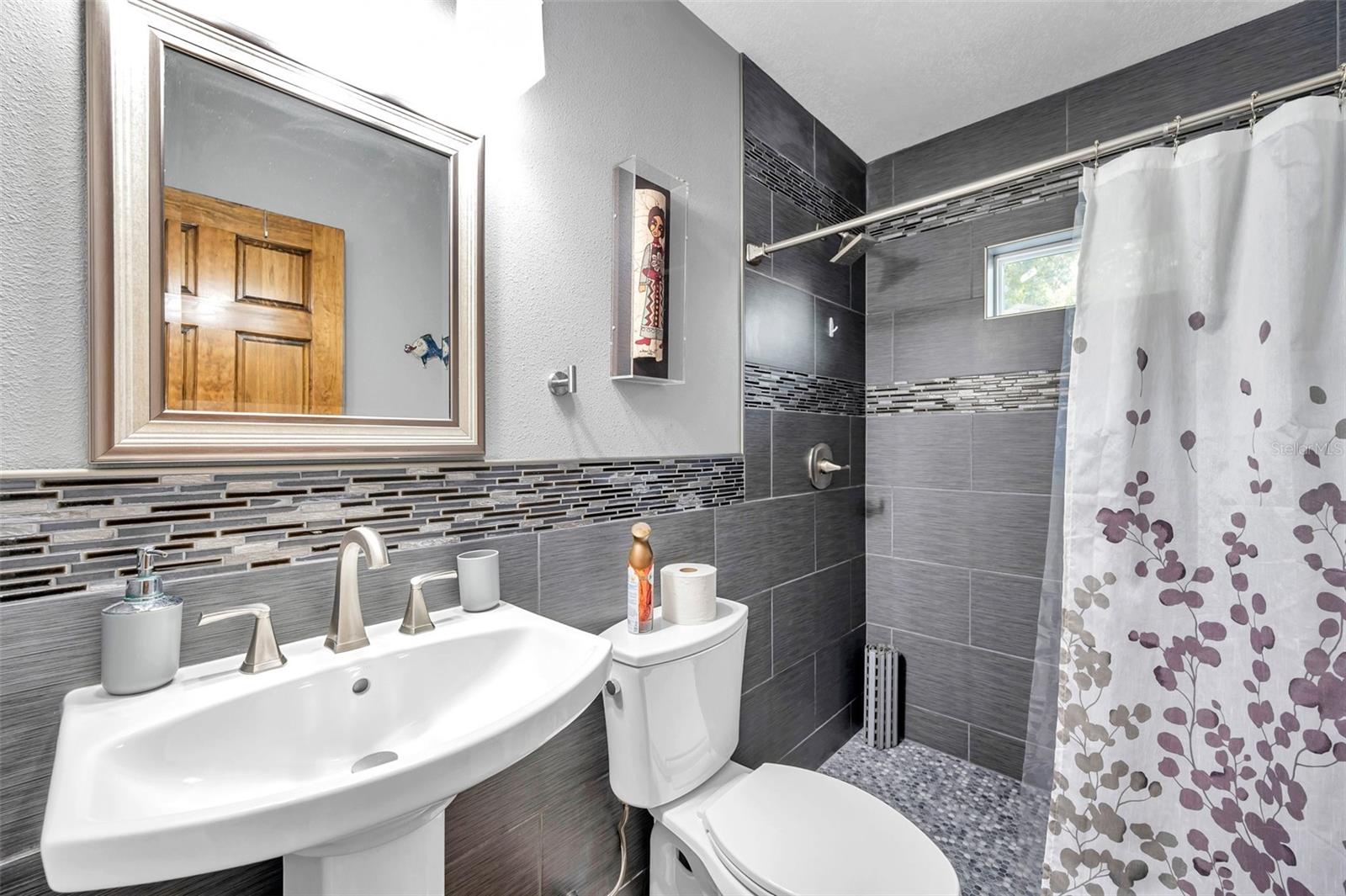 8 CITRUS DR — photo 65