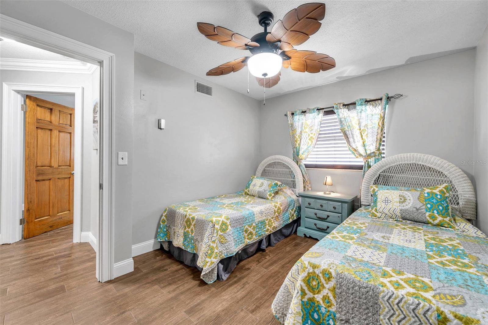8 CITRUS DR — photo 58