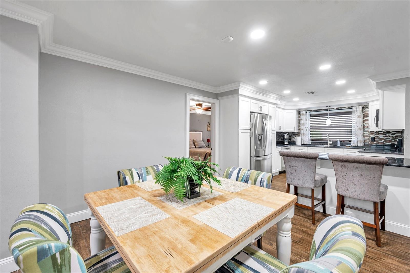 8 CITRUS DR — photo 39