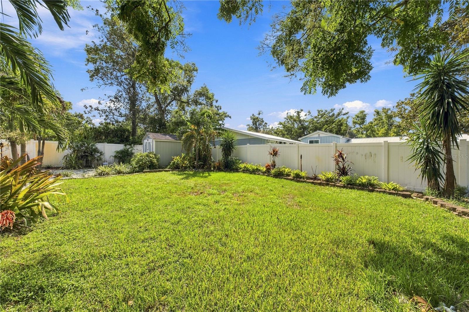 13510 GIBBONS PASS — photo 32