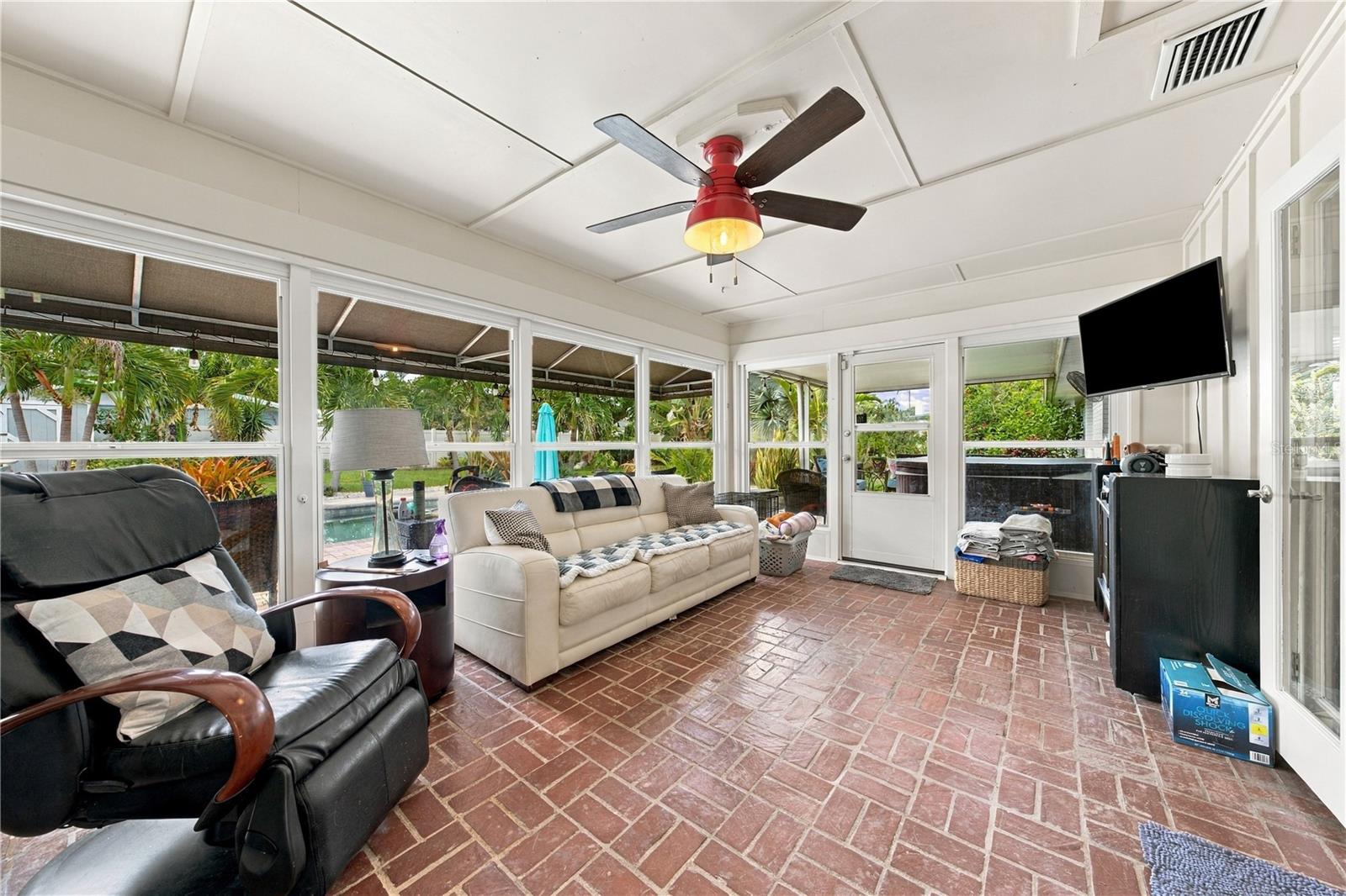 13510 GIBBONS PASS — photo 23