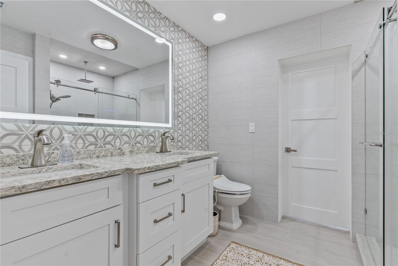 404 HARBOR DR S — photo 36