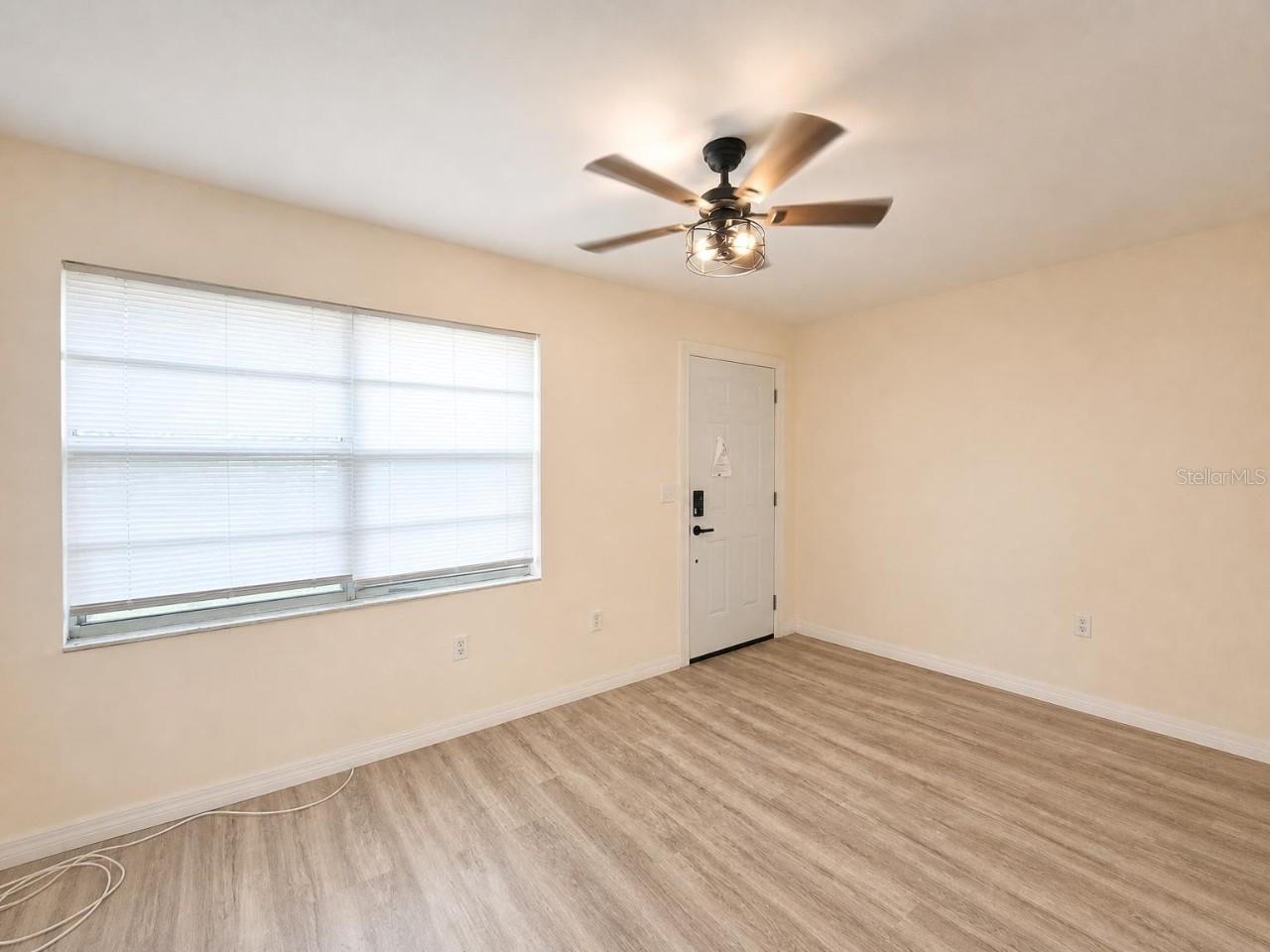 5633 CRISSMAN DR N #C7 — photo 3