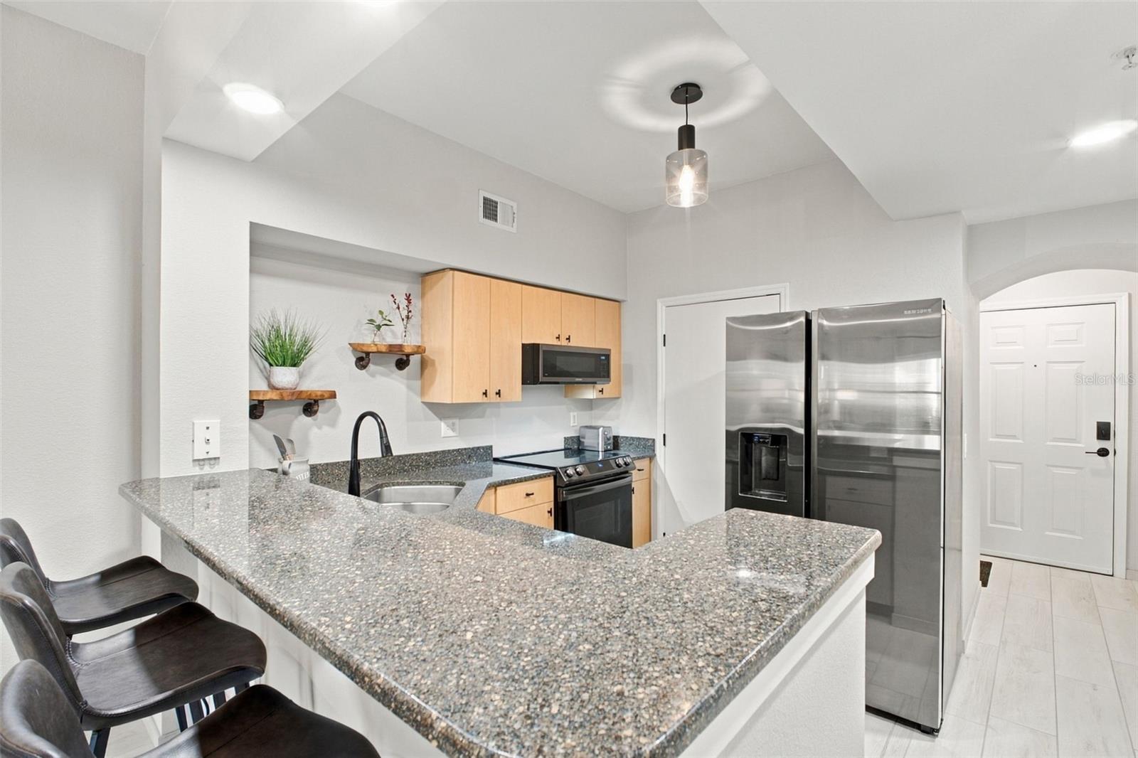 100 4TH AVE S #307 — photo 10