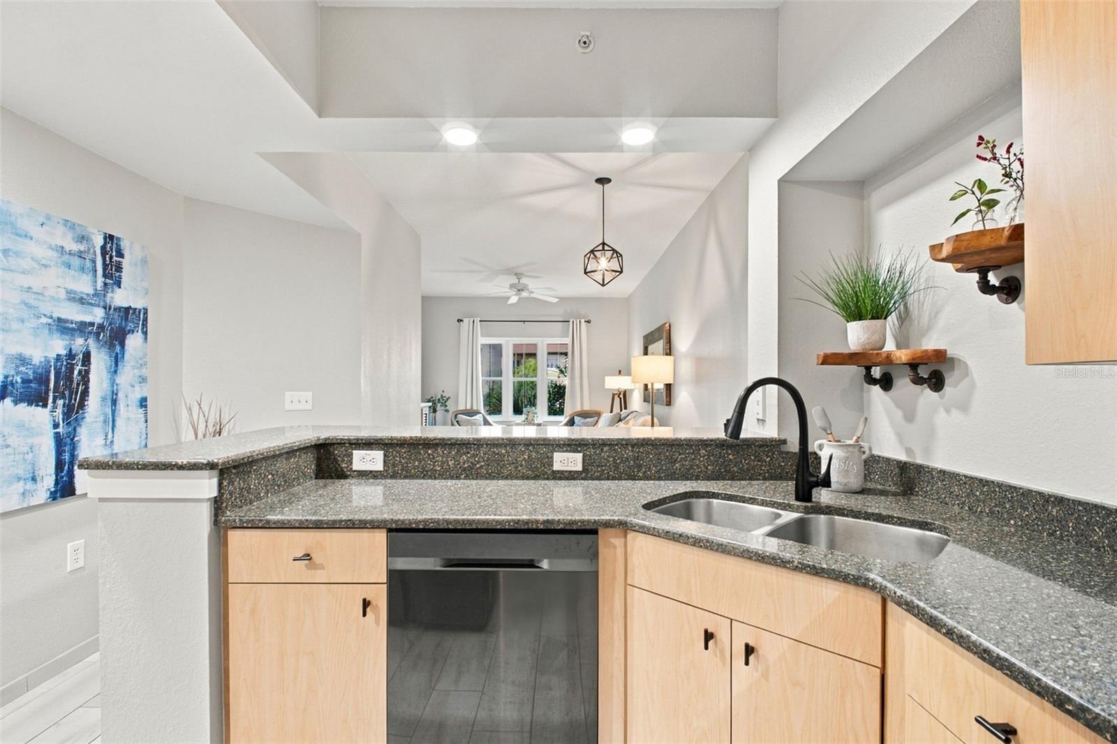 100 4TH AVE S #307 — photo 12