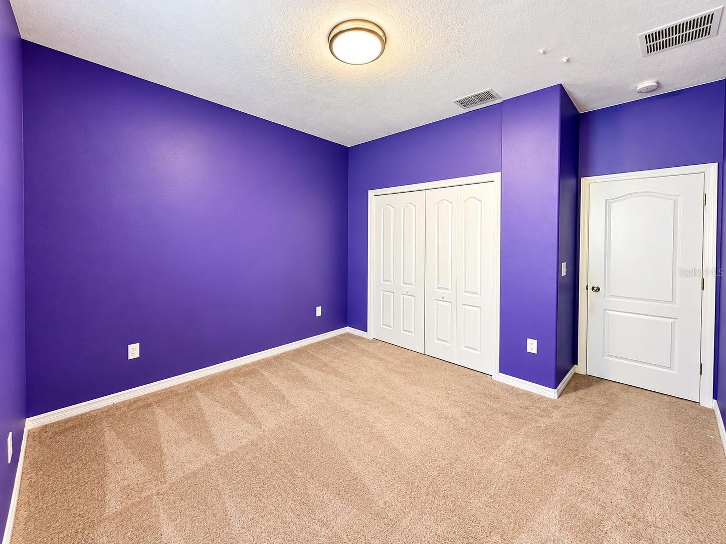 3748 ROUND TABLE CT — photo 23