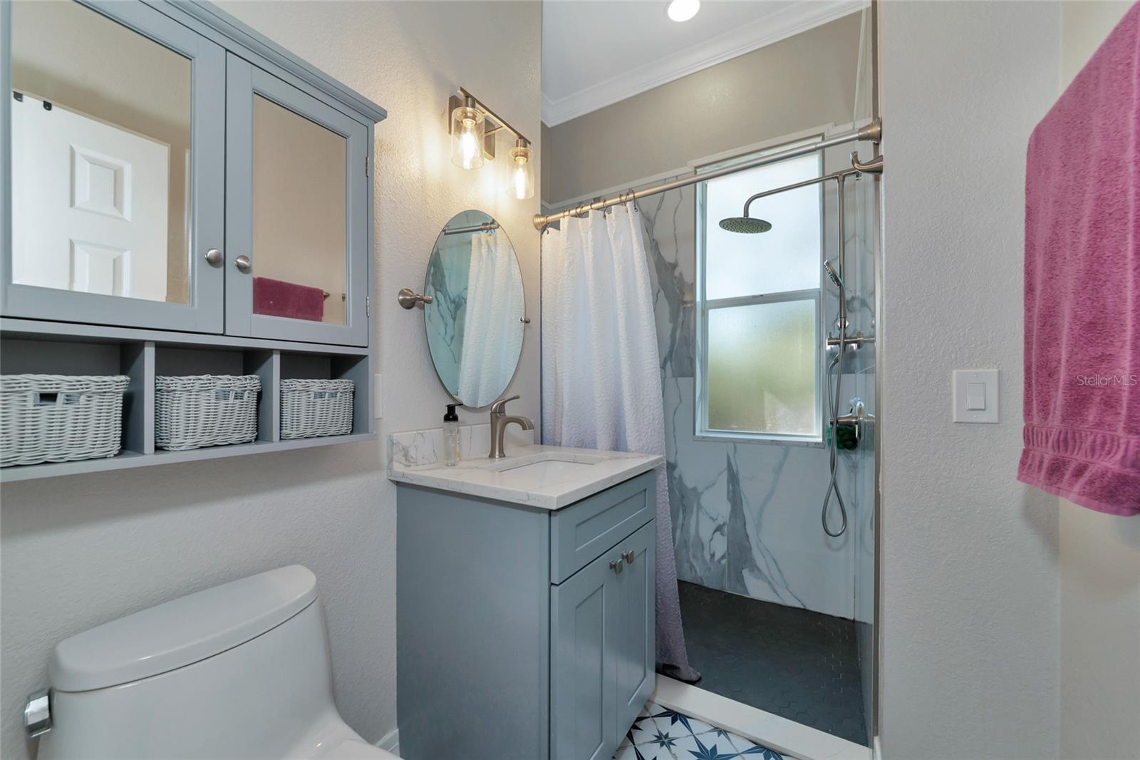 1101 KINGS WAY DR — photo 34