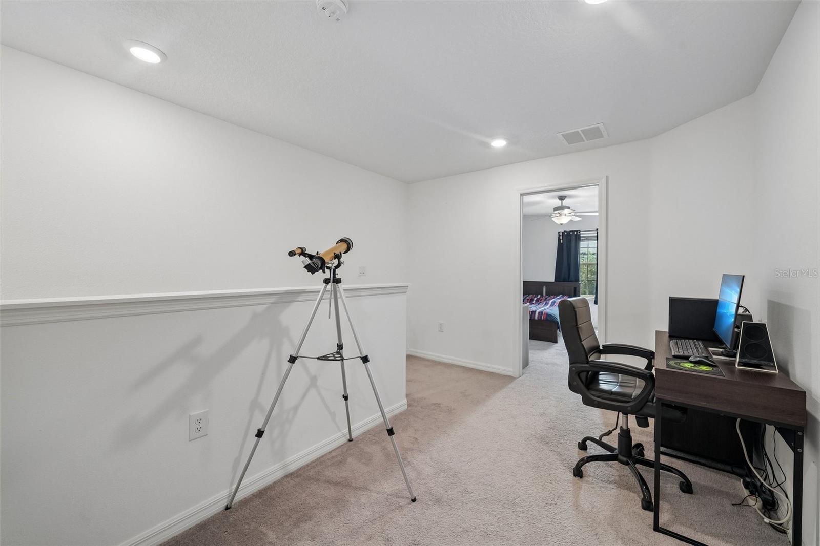 5111 FORUM BLVD — photo 14