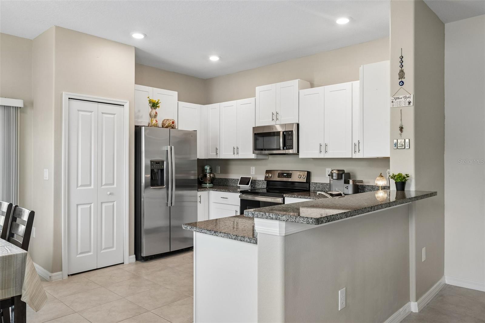 5111 FORUM BLVD — photo 9
