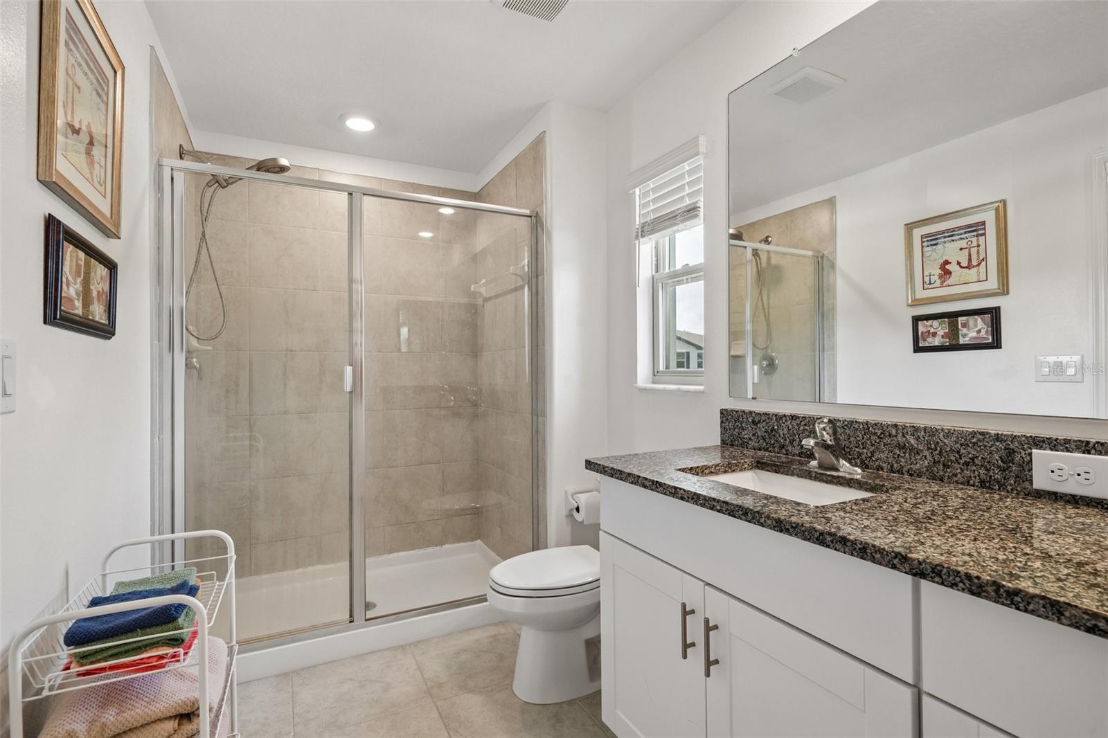 5111 FORUM BLVD — photo 18