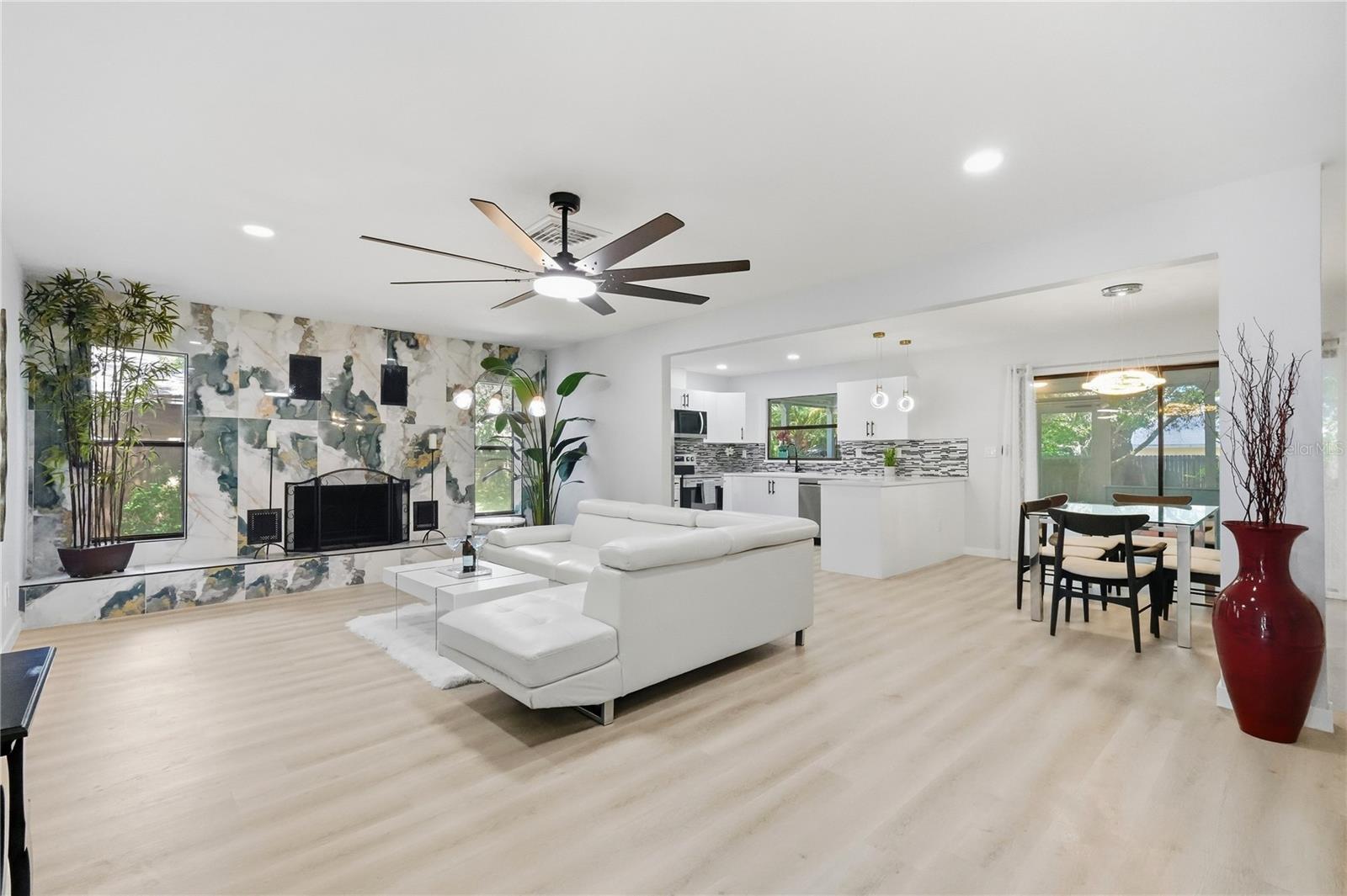 1721 DORCHESTER RD — photo 8