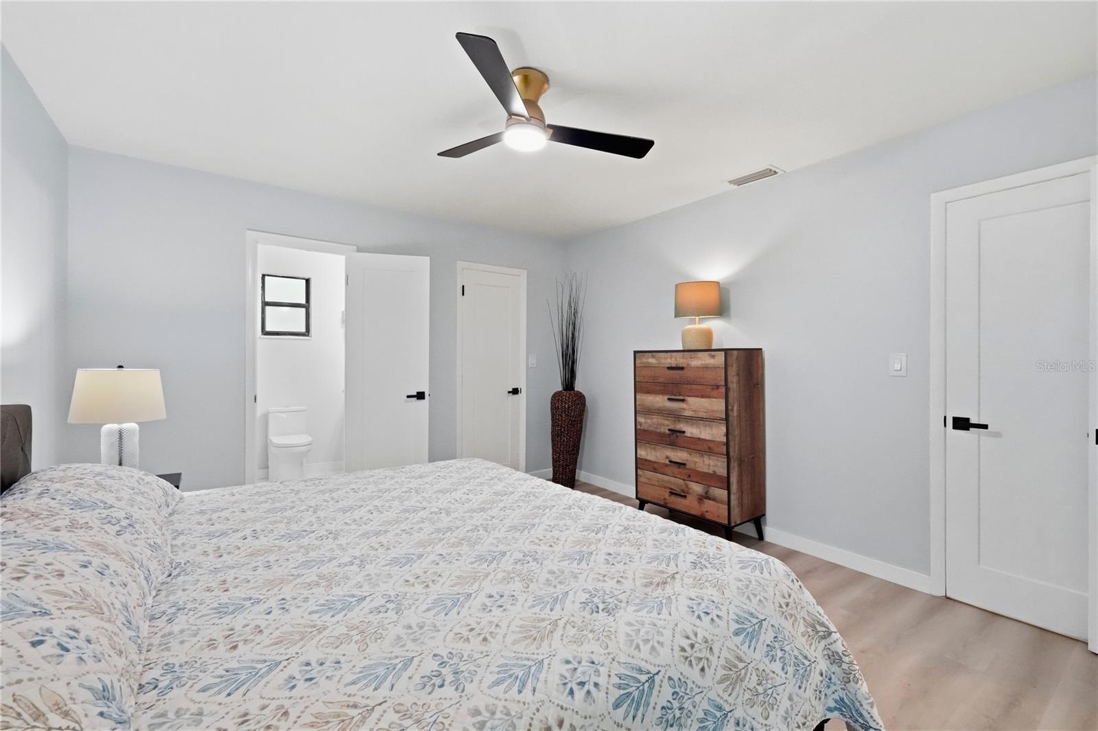 1721 DORCHESTER RD — photo 33