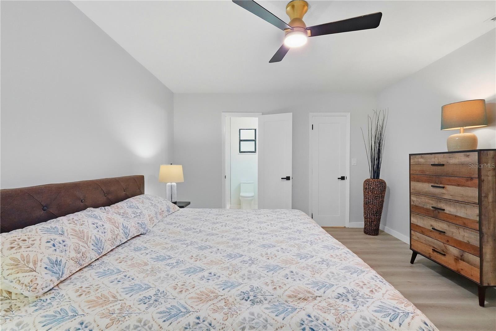 1721 DORCHESTER RD — photo 32