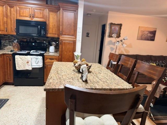 10357 KUMQUAT LN — photo 6