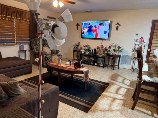 10357 KUMQUAT LN — photo 3