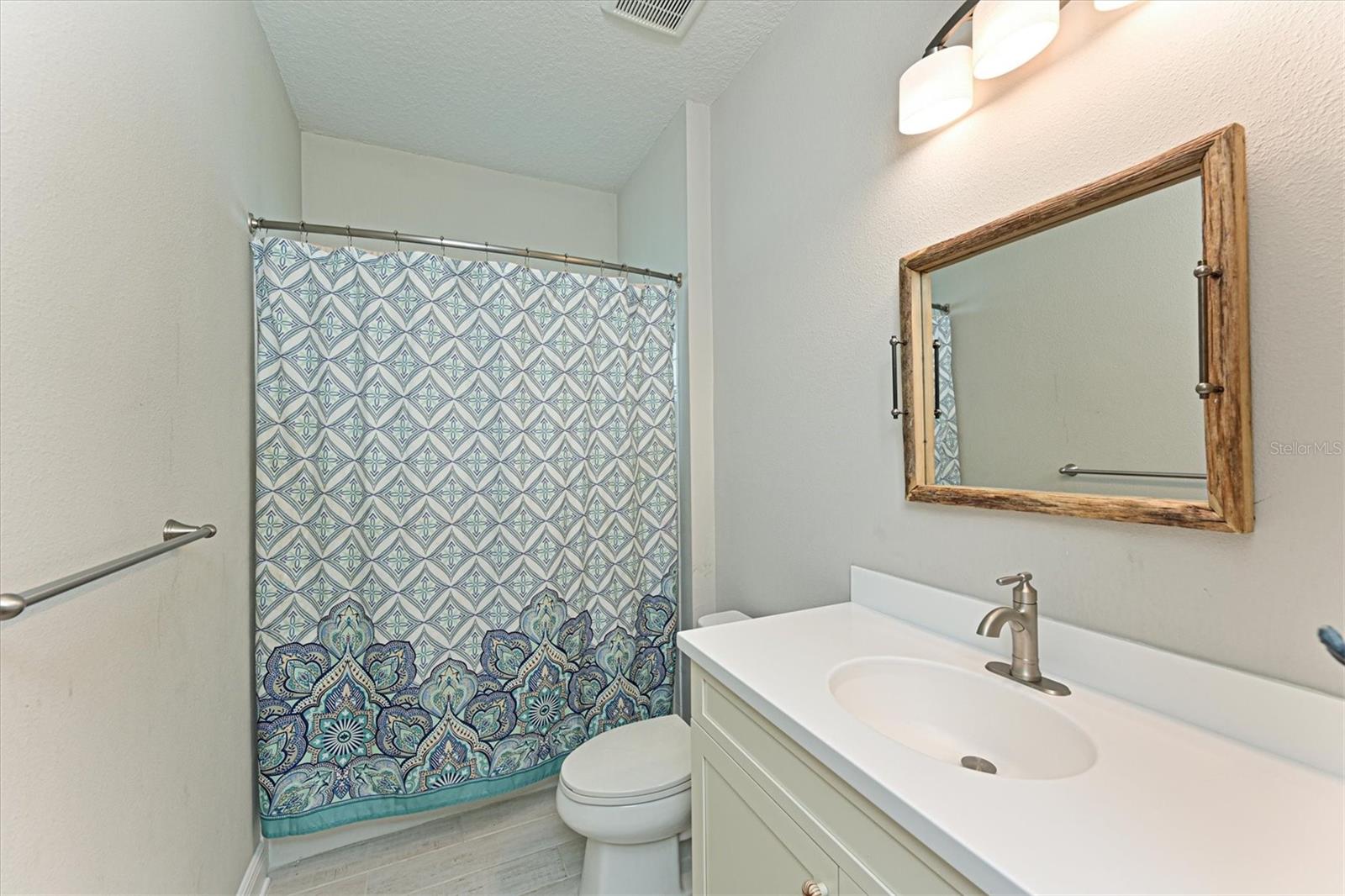 3522 SHIMMERING OAKS DR — photo 13