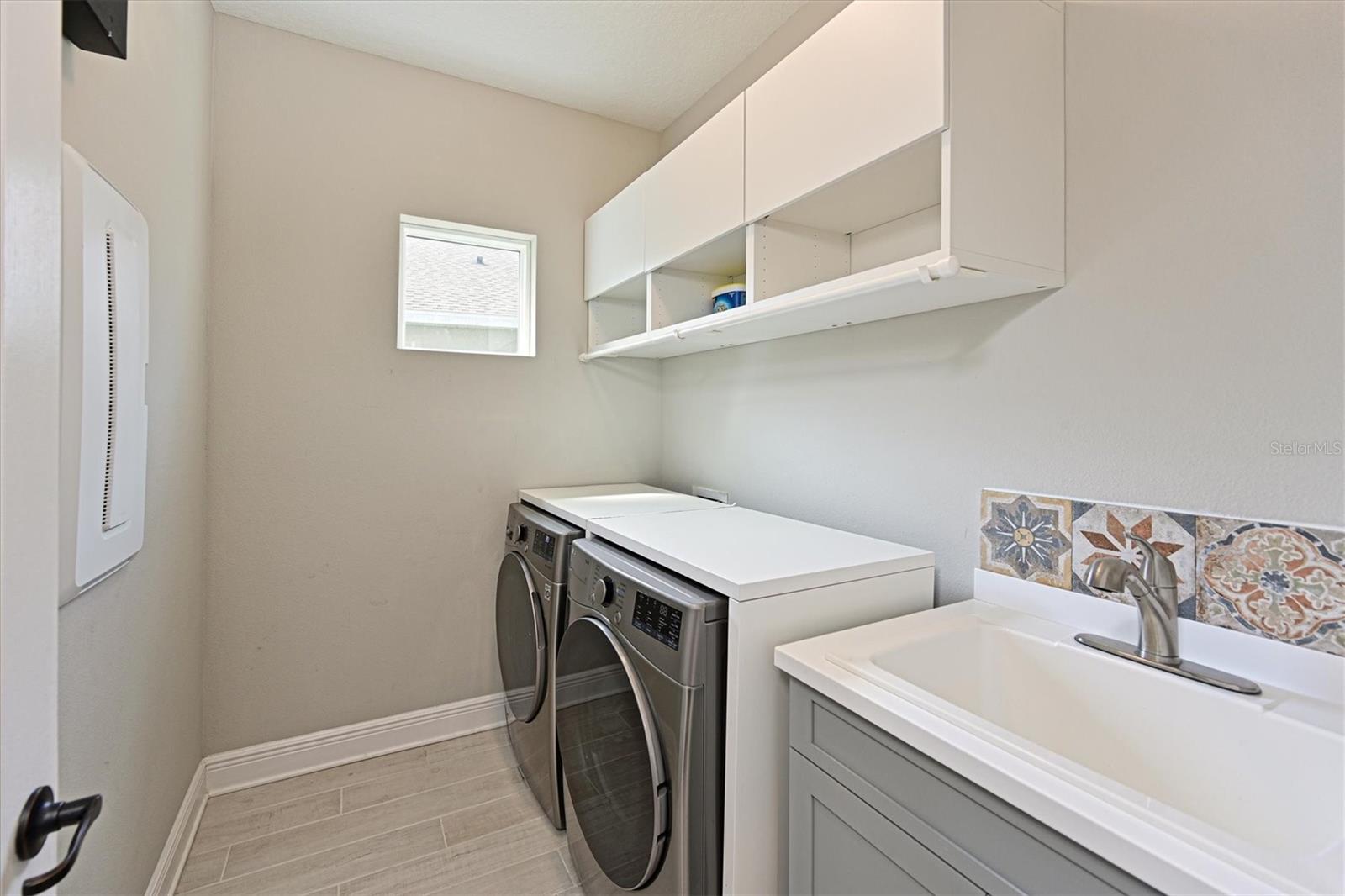 3522 SHIMMERING OAKS DR — photo 20