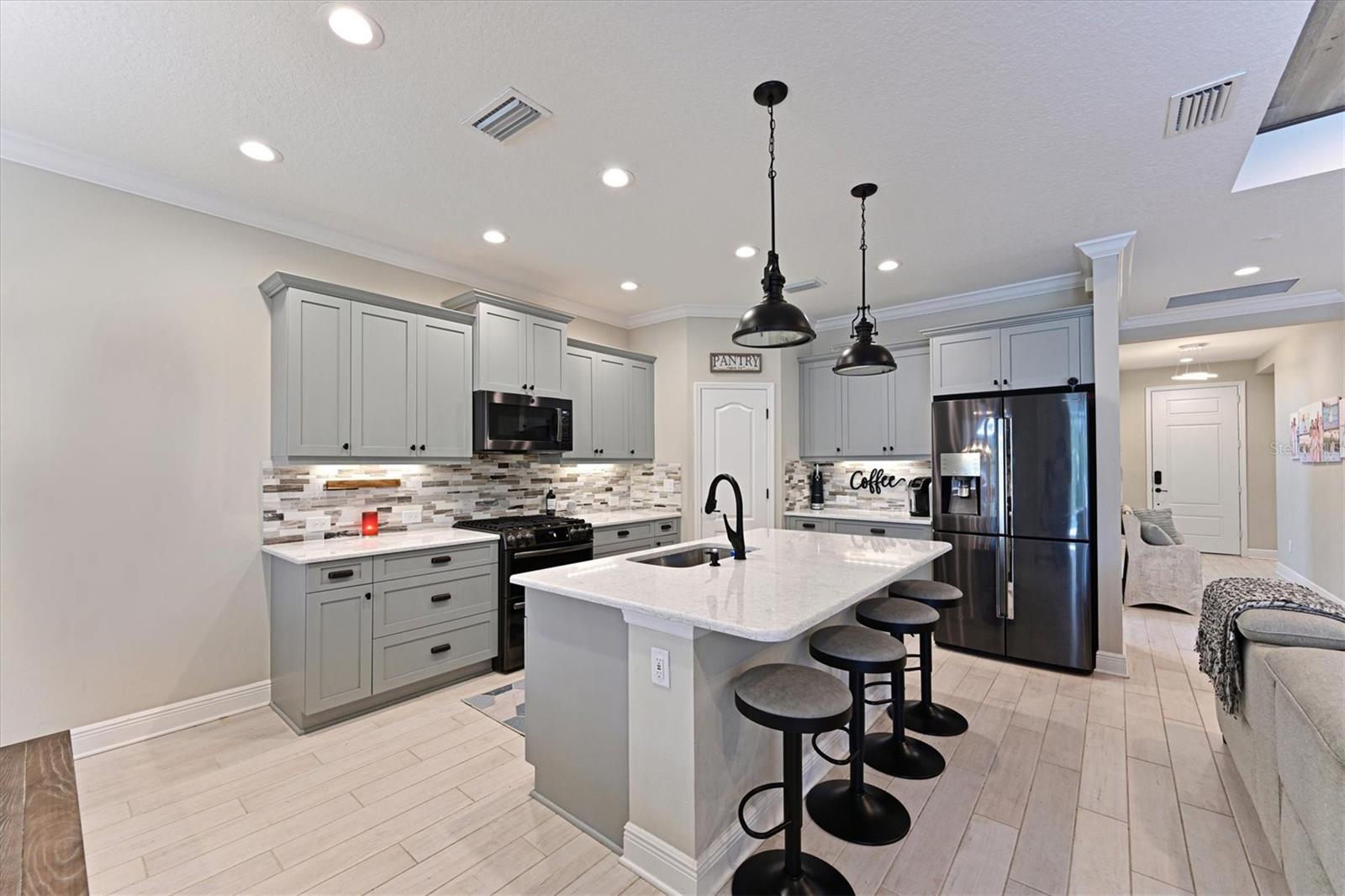 3522 SHIMMERING OAKS DR — photo 7