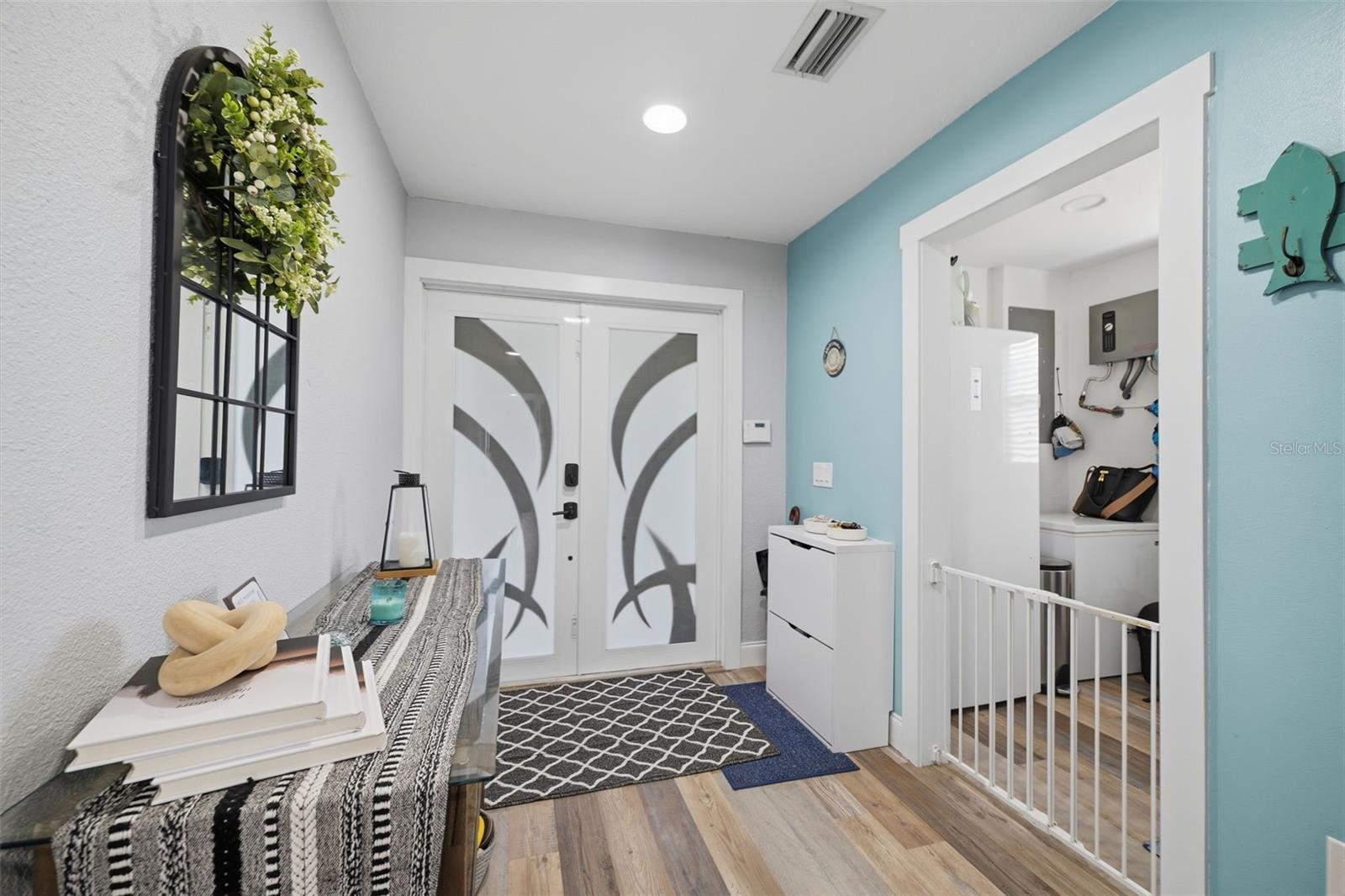 14523 BARLOW LN — photo 9