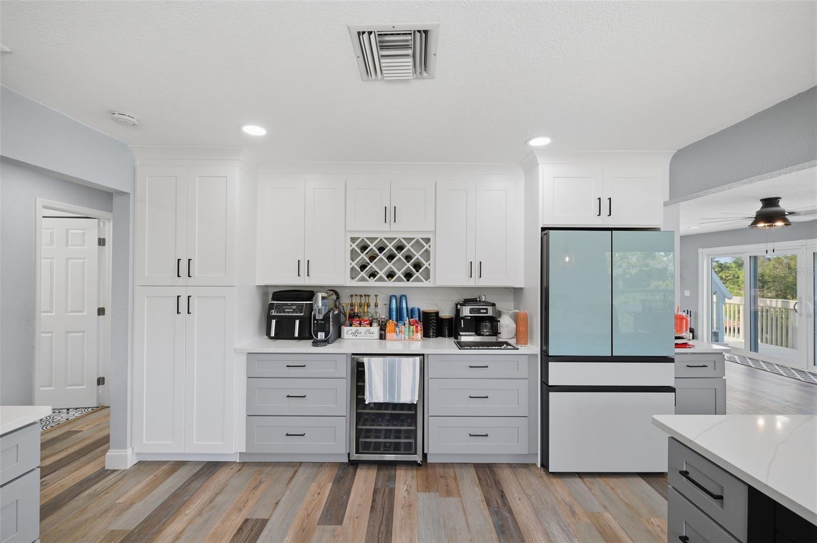 14523 BARLOW LN — photo 17