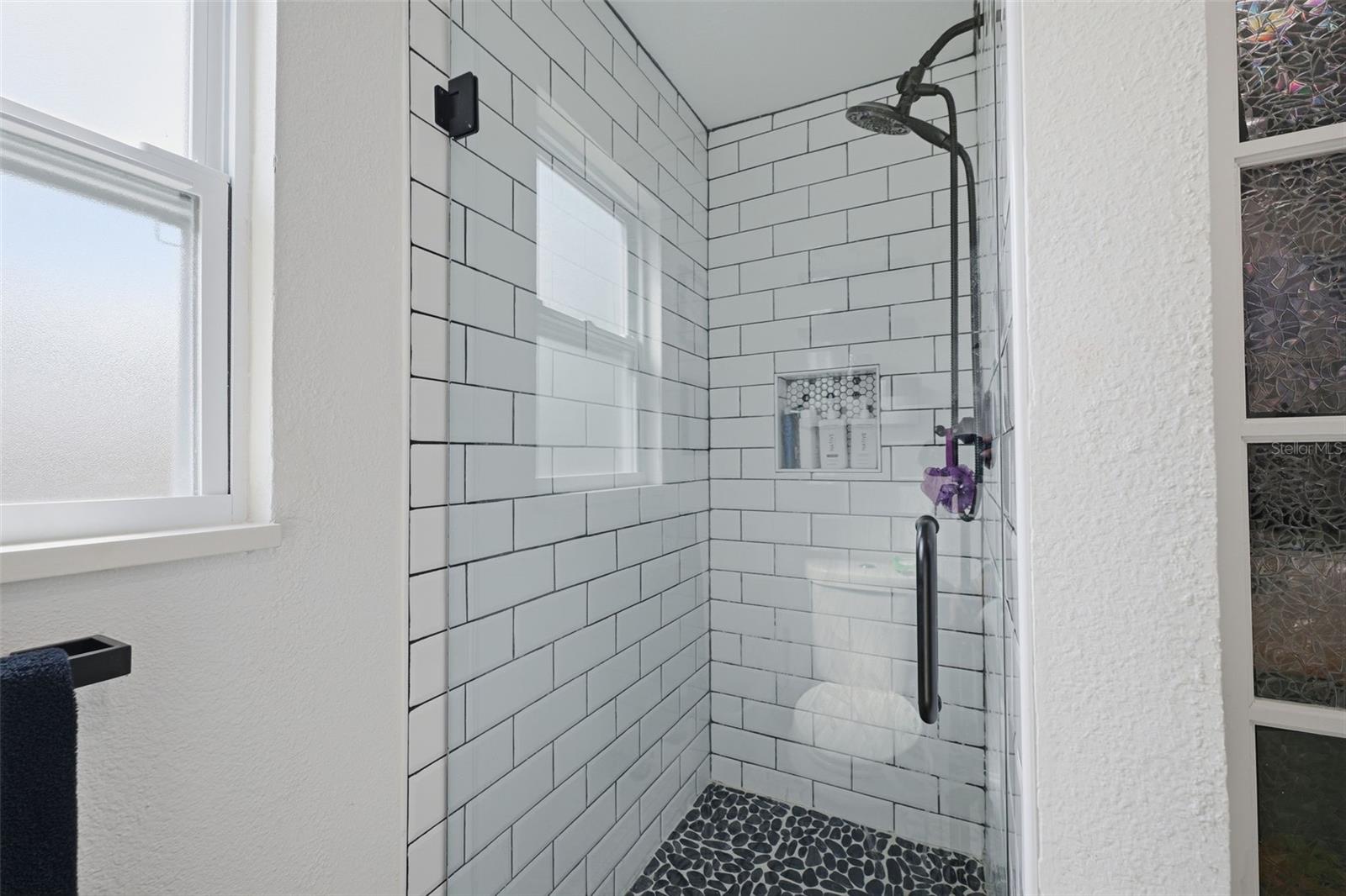 14523 BARLOW LN — photo 27
