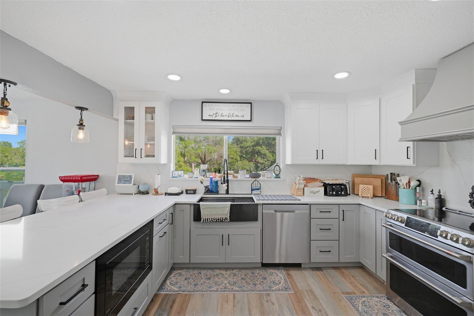 14523 BARLOW LN — photo 16