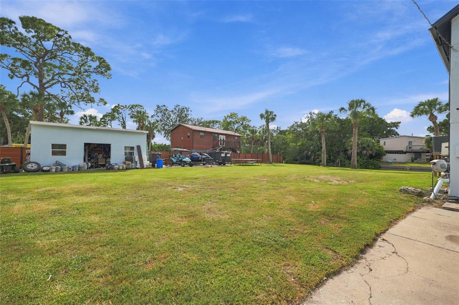 14523 BARLOW LN — photo 47
