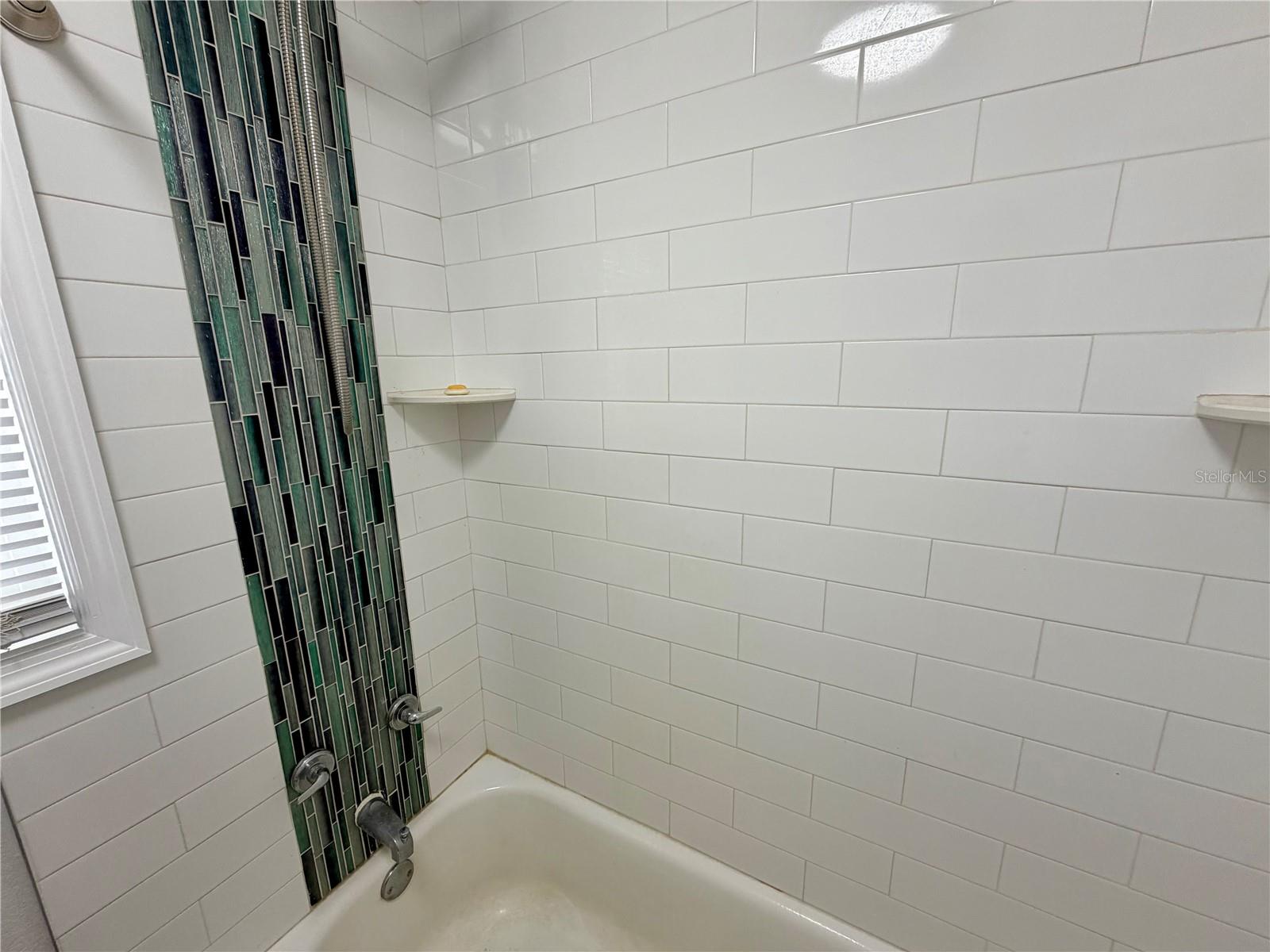 301 80TH AVE NE — photo 26