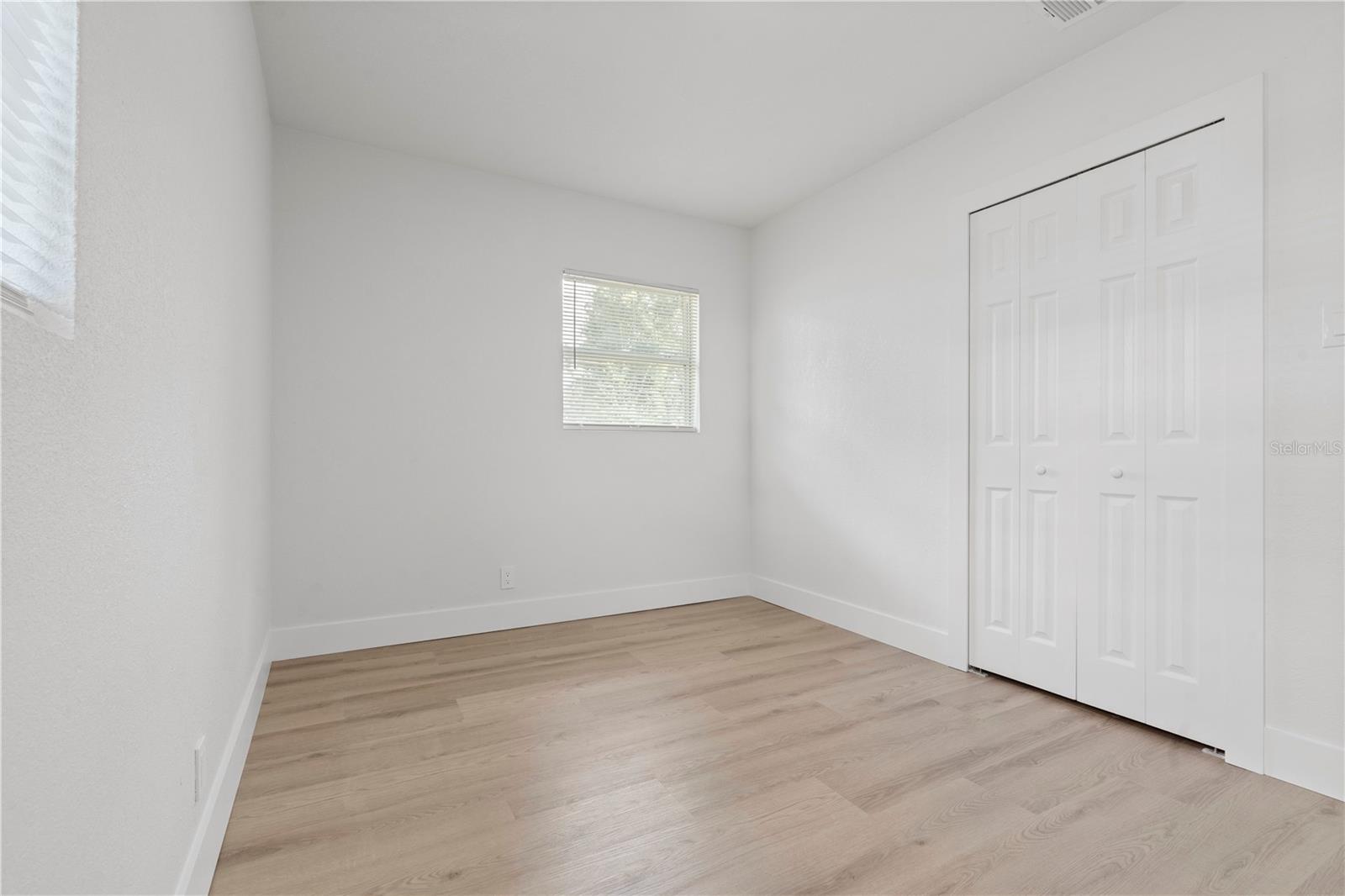 5205 S 82ND ST — photo 23