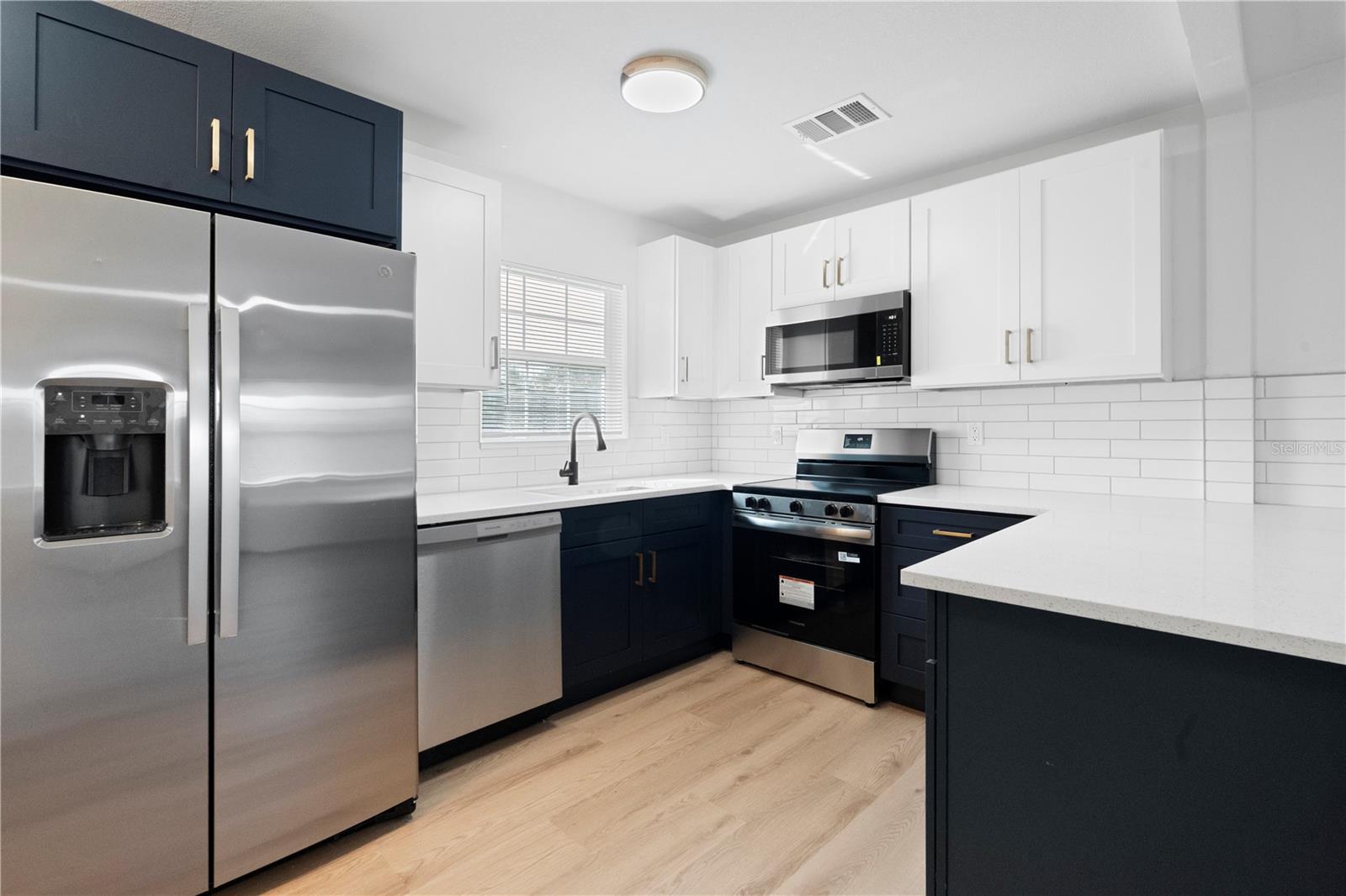 5205 S 82ND ST — photo 12
