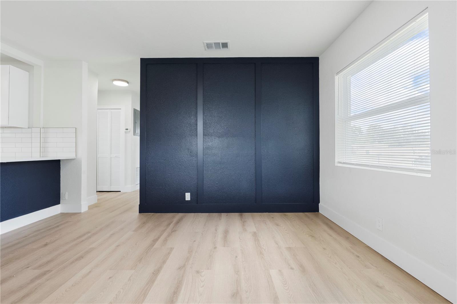 5205 S 82ND ST — photo 10