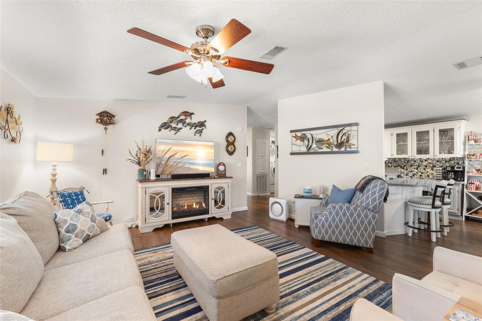 624 MOUNT PINEY AVE NE #703 — photo 7