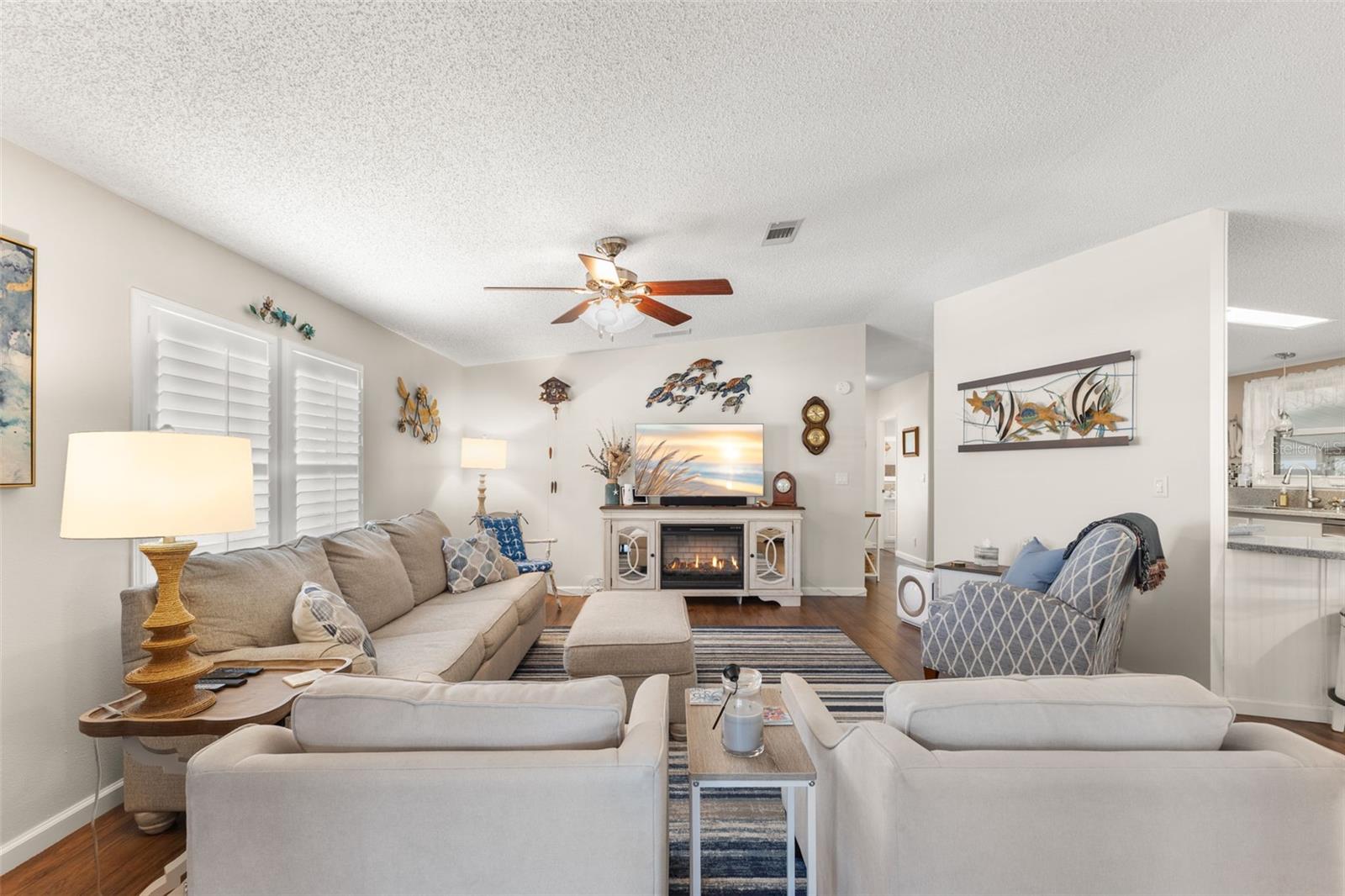 624 MOUNT PINEY AVE NE #703 — photo 6
