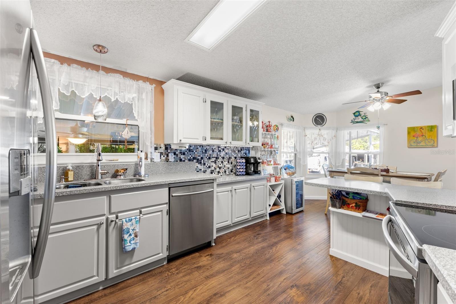 624 MOUNT PINEY AVE NE #703 — photo 9