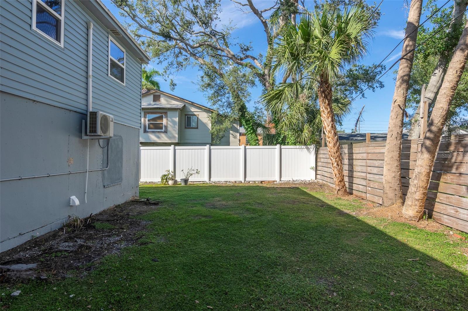 2230 E HARBOR DR S — photo 25