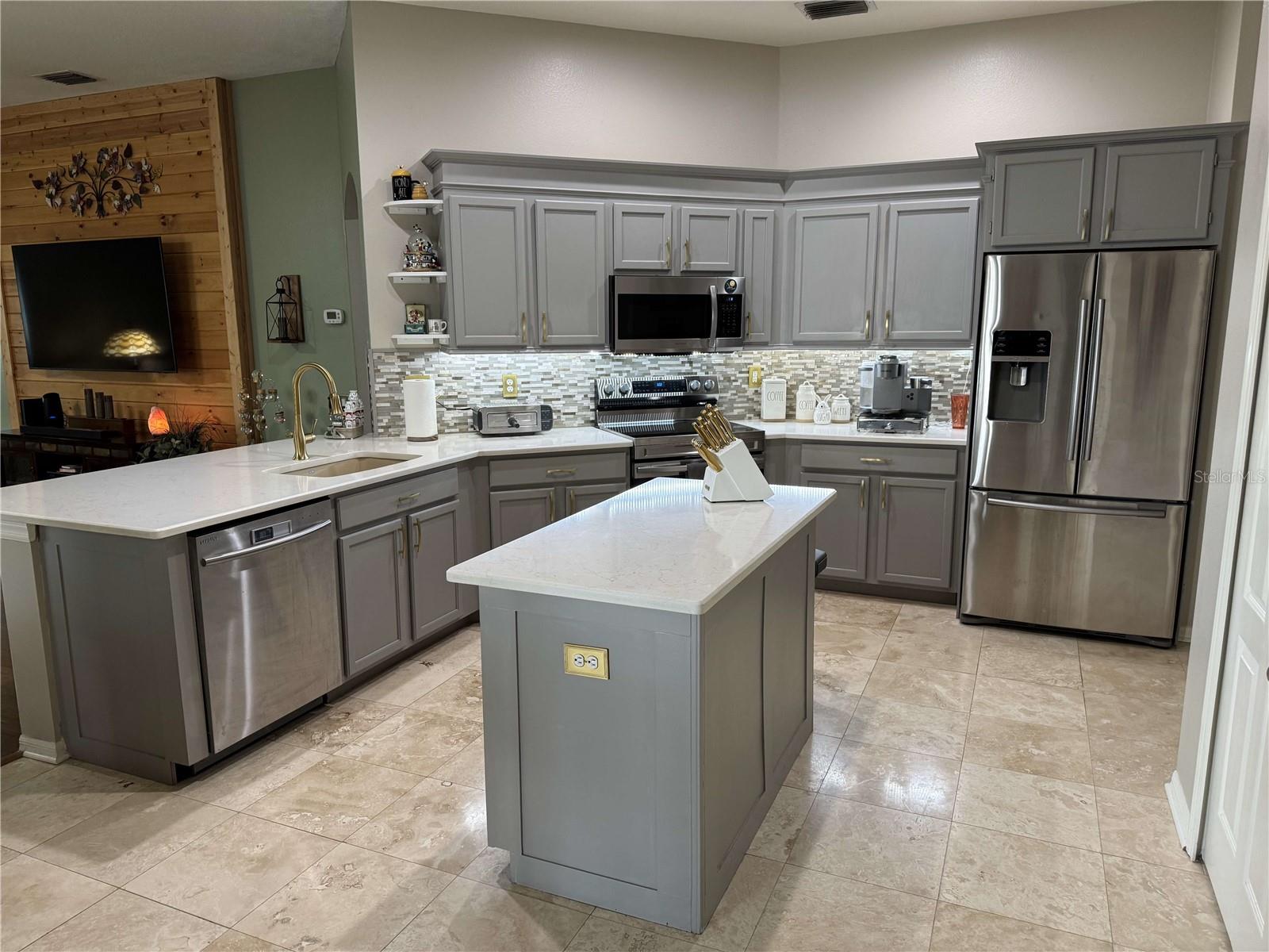 4103 SNIPE LN — photo 31