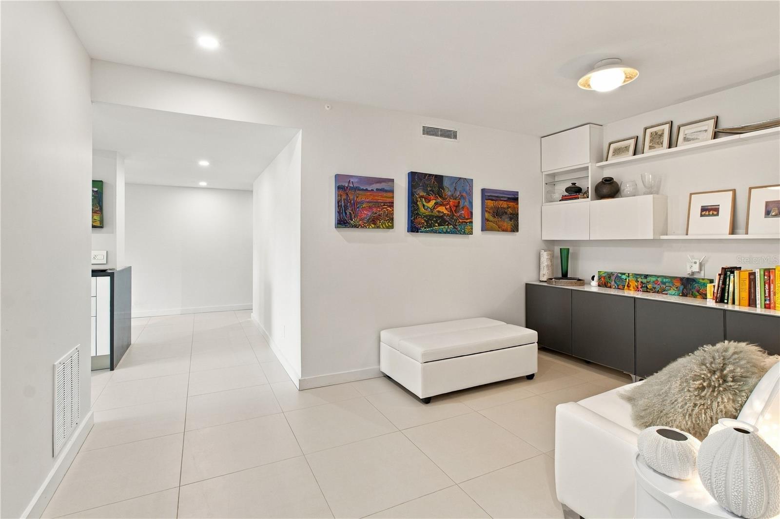 1111 N GULFSTREAM AVE #3D — photo 9