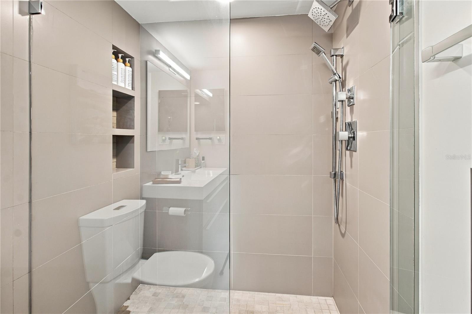 1111 N GULFSTREAM AVE #3D — photo 36